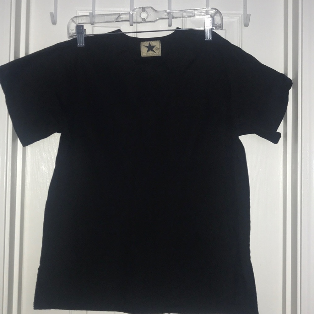 Black Star XS scrub top